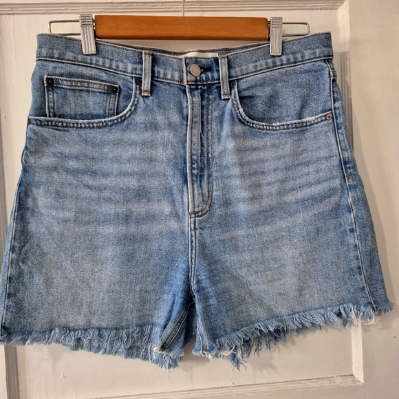 Aritzia Denim Forum The Arlo Short High Rise Distressed Hem Light Wash Sz 31 - Picture 3 of 9